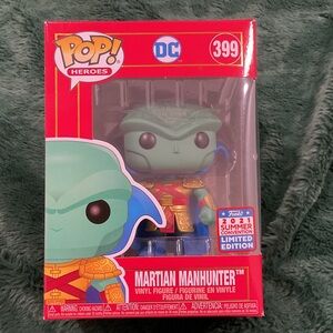 Funko Pop! Heroes Green and Gold Vinyl Figure